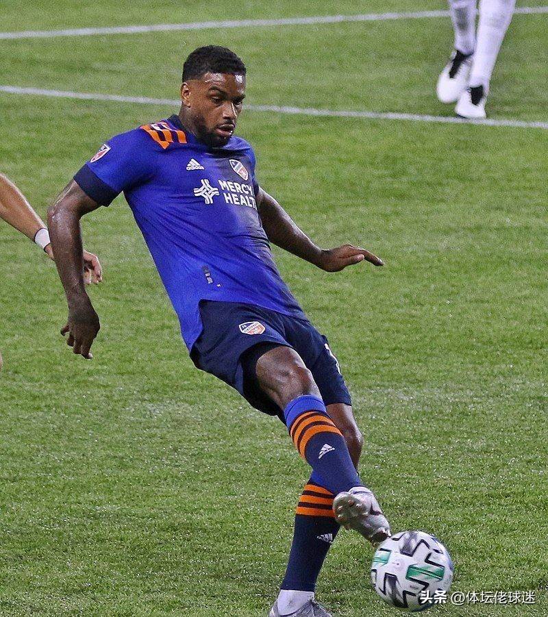 包含转折点！西汉姆回应争议；荷甲清晨攻防权衡；赛场秩序良好；年轻球员得到机会的词条