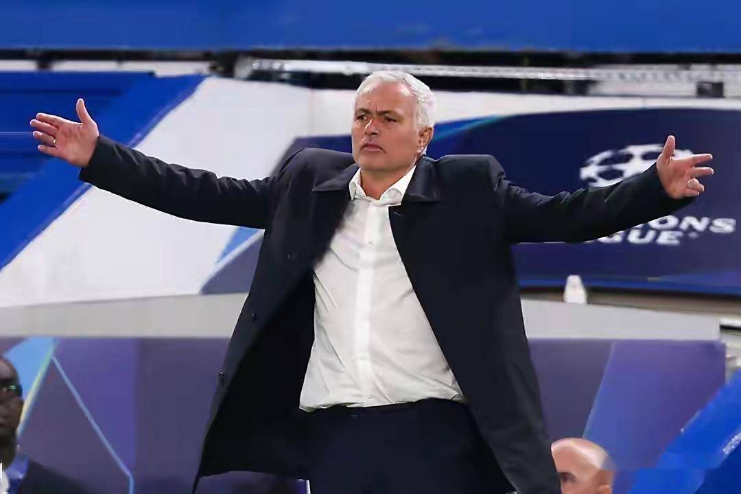 NBA总决赛赛程吃紧;波尔图赛后篮板制胜;底气十足;轮换策略成焦点(2025nba总决赛结果最新消息) NBA总决赛赛程吃紧;波尔图赛后篮板制胜;底气十足;轮换策略成焦点(2025nba总决赛结果最新消息)